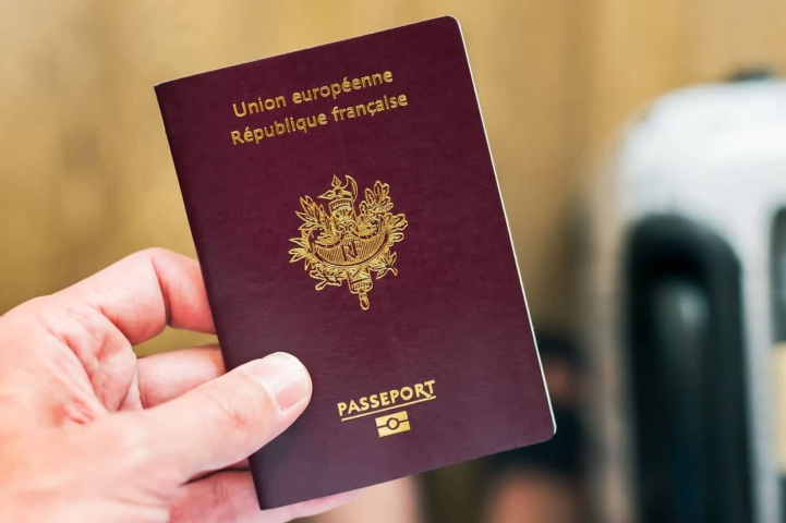 passeport français